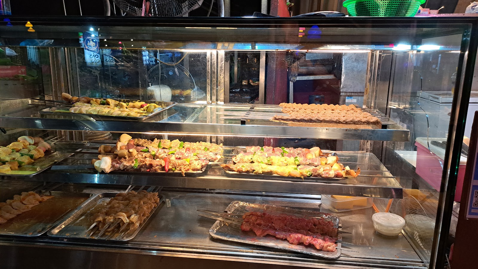 Ali's BBQ Naiharn — Restaurant in Nai Harn, Phuket