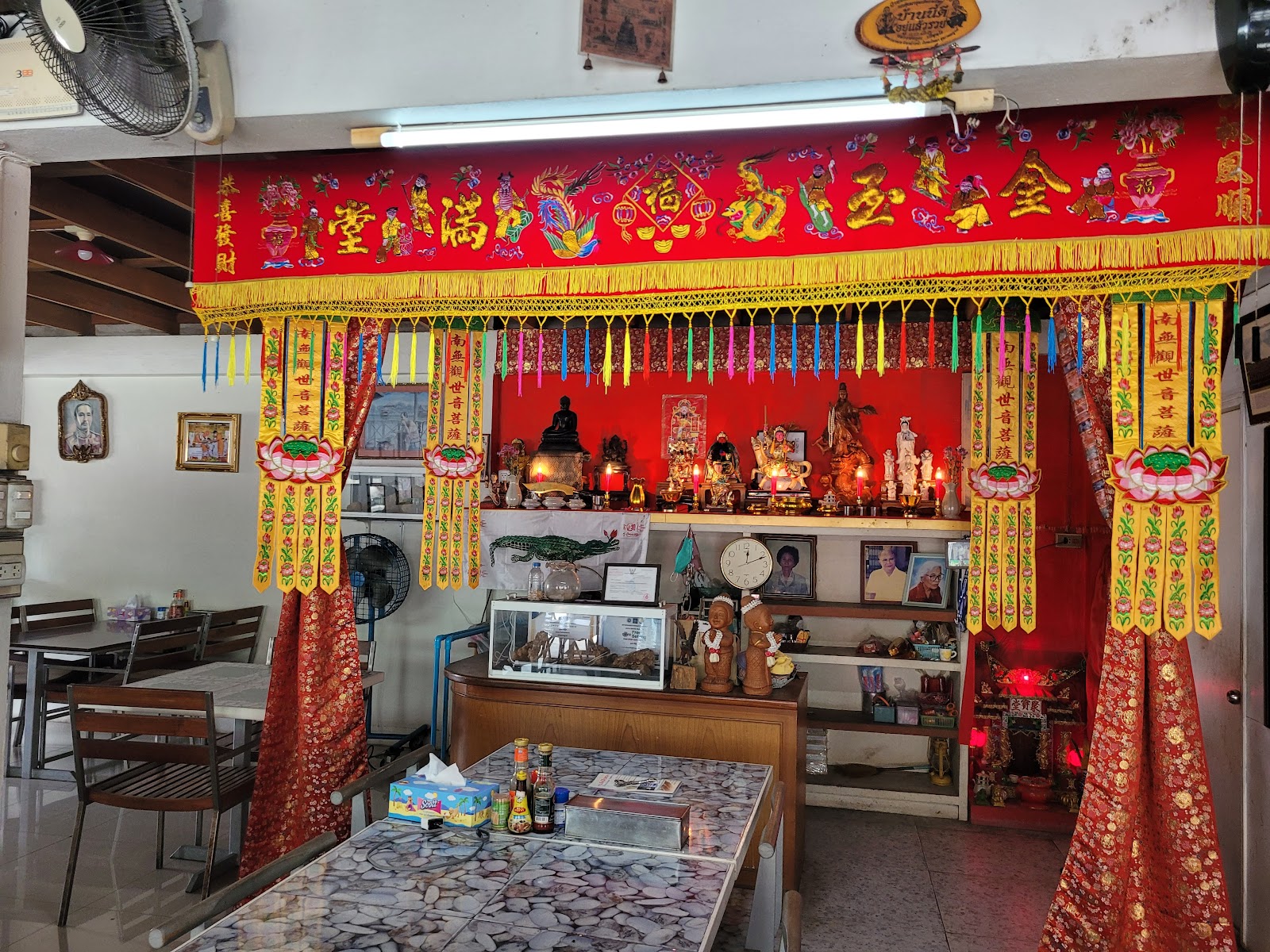 Khunya Seafood Restaurant — Restaurant in Surin, Phuket