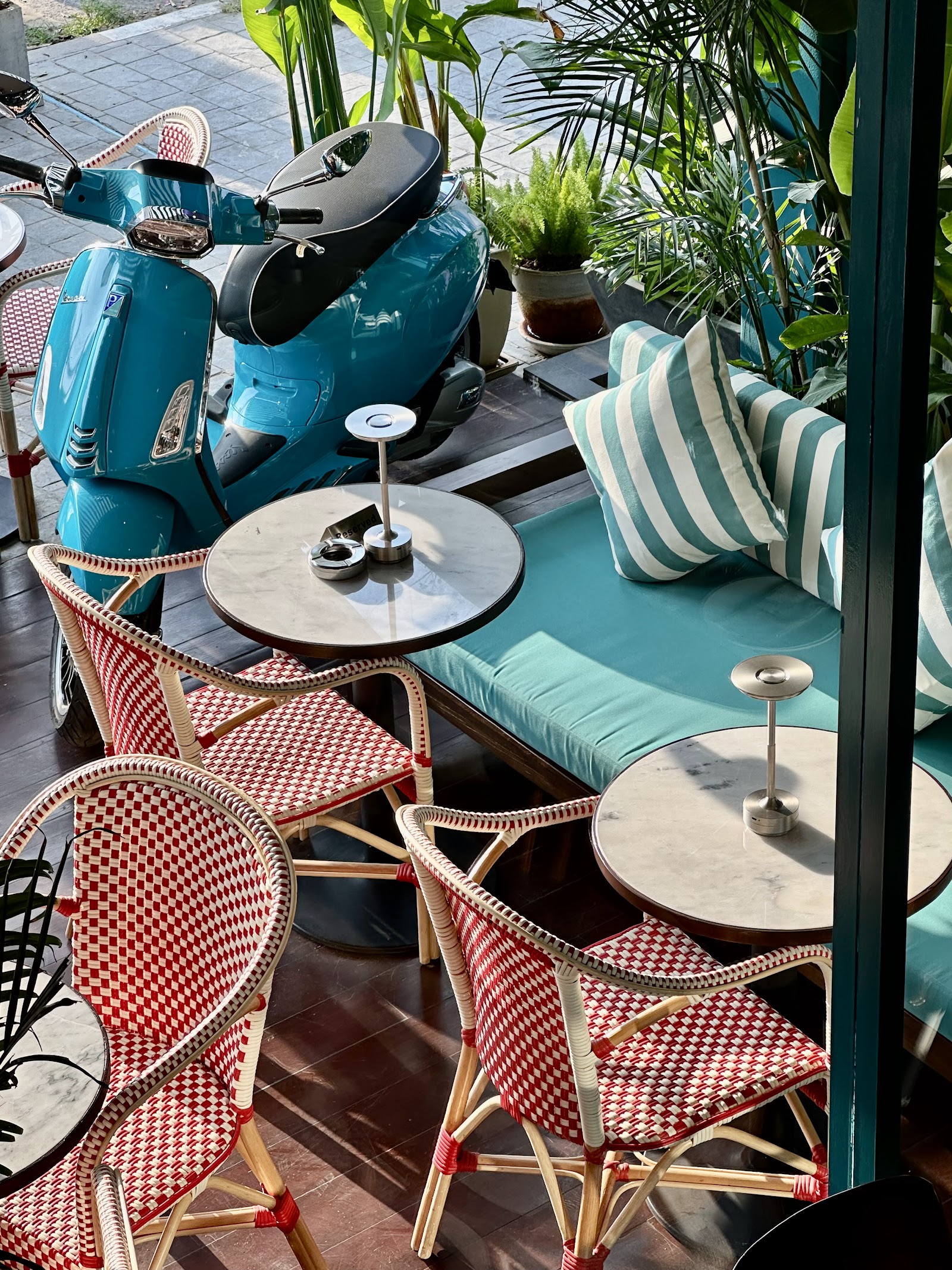 La Marée restaurant — Restaurant in Layan, Phuket