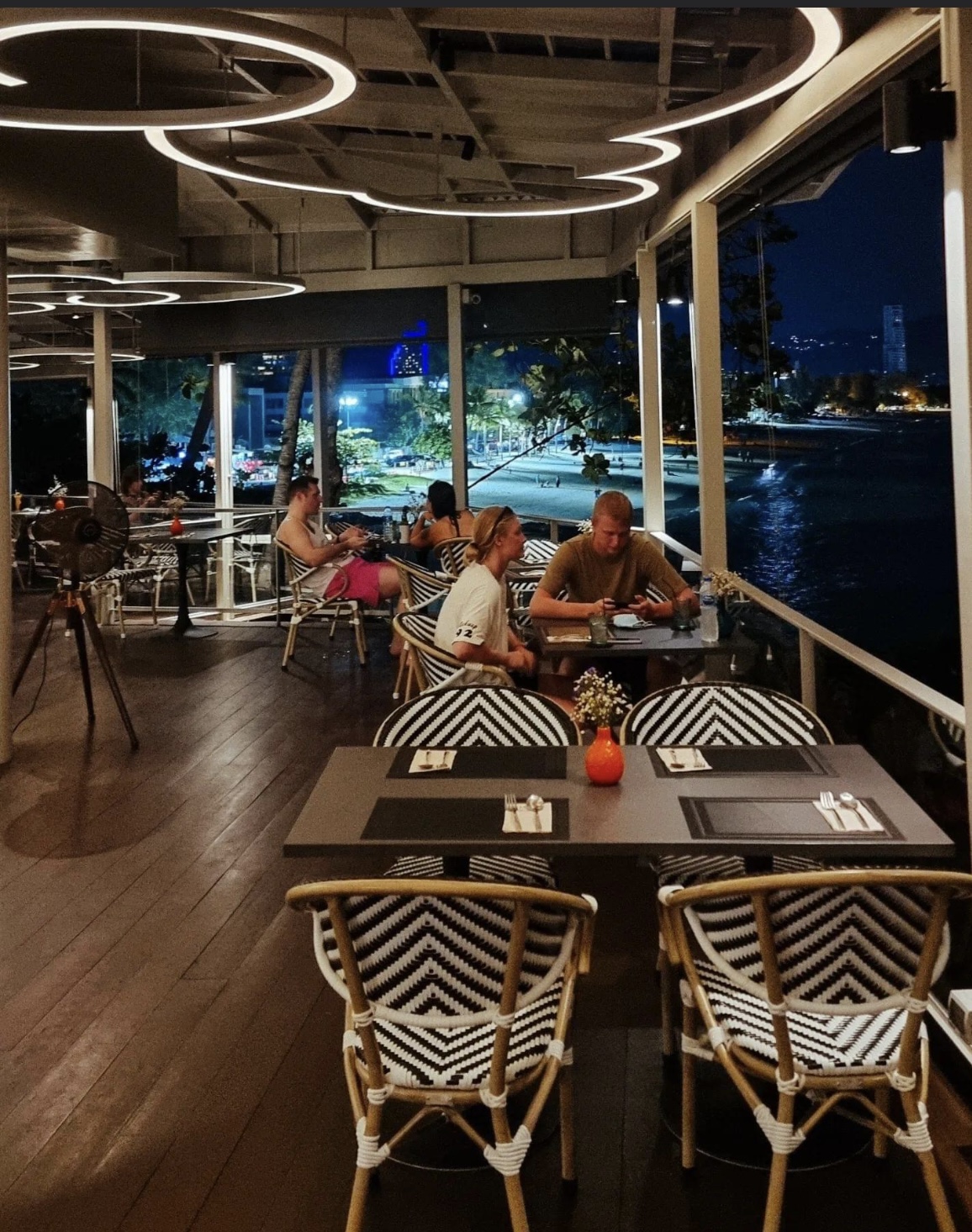Meg Khram the Sunshine & Submarine 223 Bar — Restaurant in Patong, Phuket