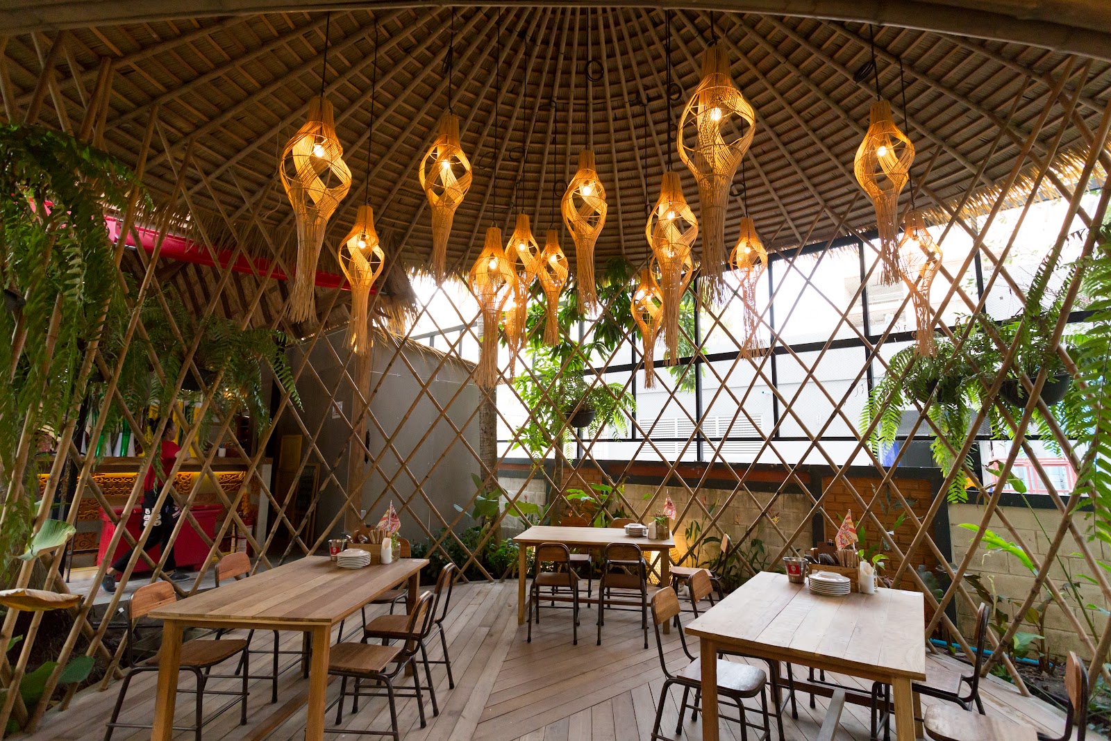 Naughty Nuri’s — Restaurant in Patong, Phuket