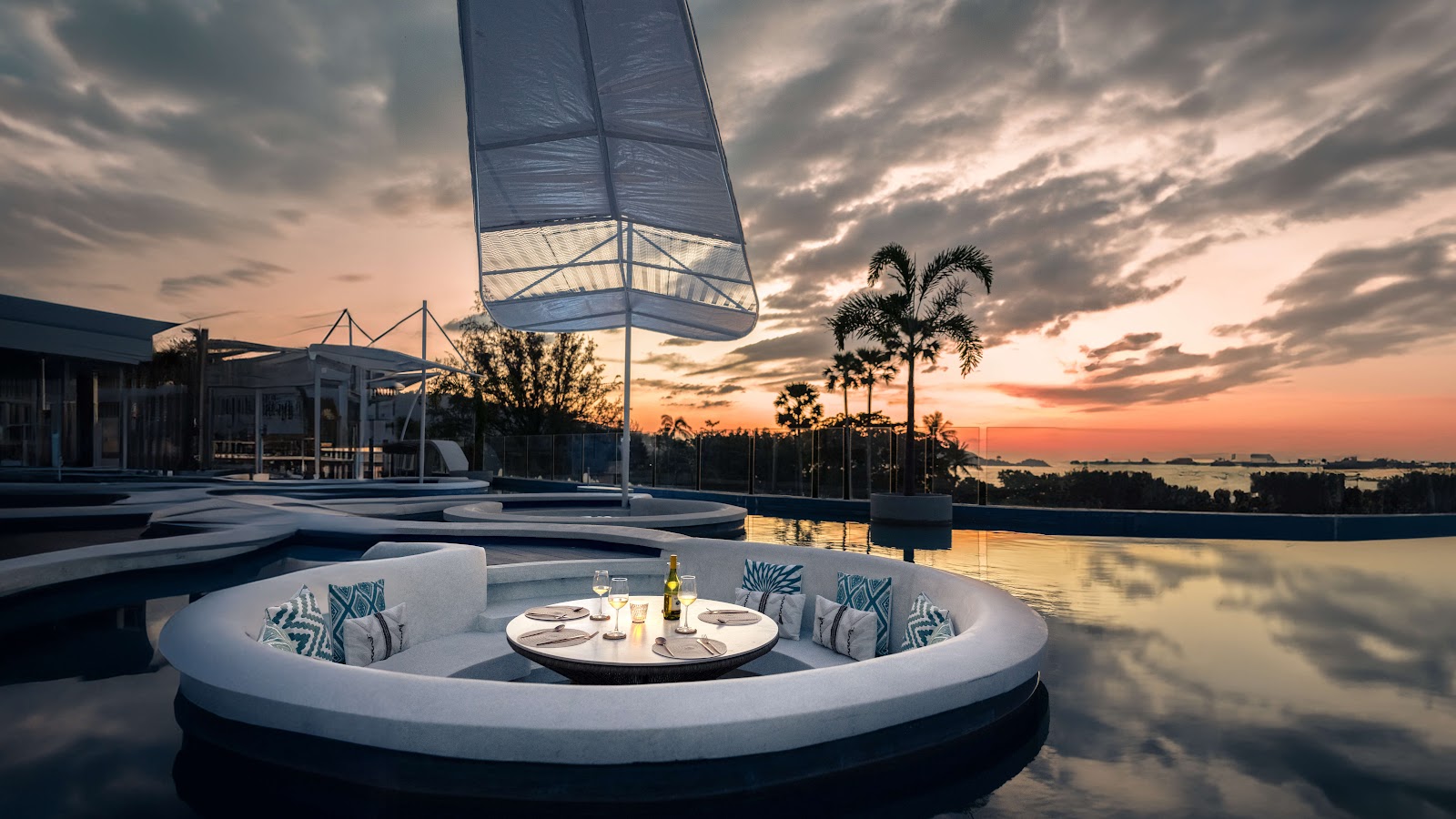 FLYO Rooftop Beach Club — Beach Club in Bang Tao, Phuket