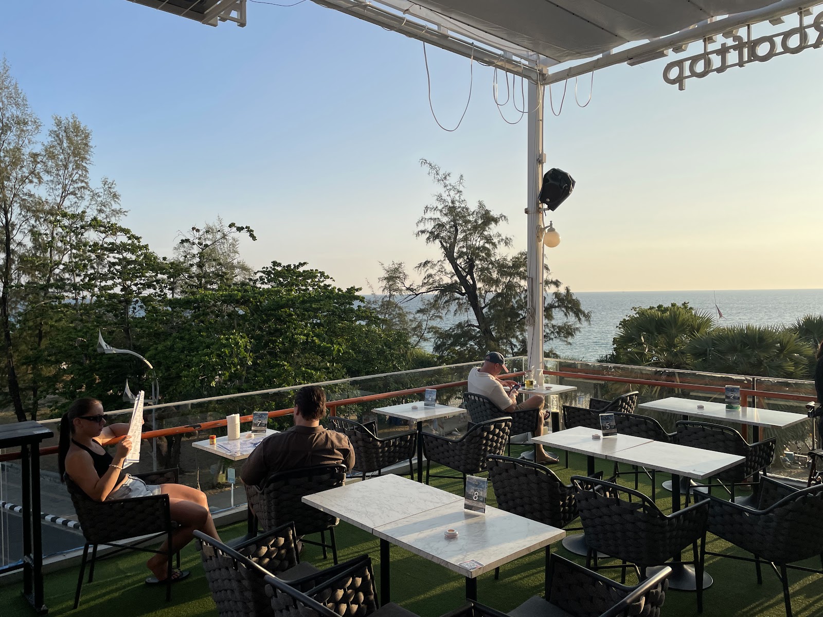 Starz Rooftop Bar & Restaurant — Bar in Karon, Phuket