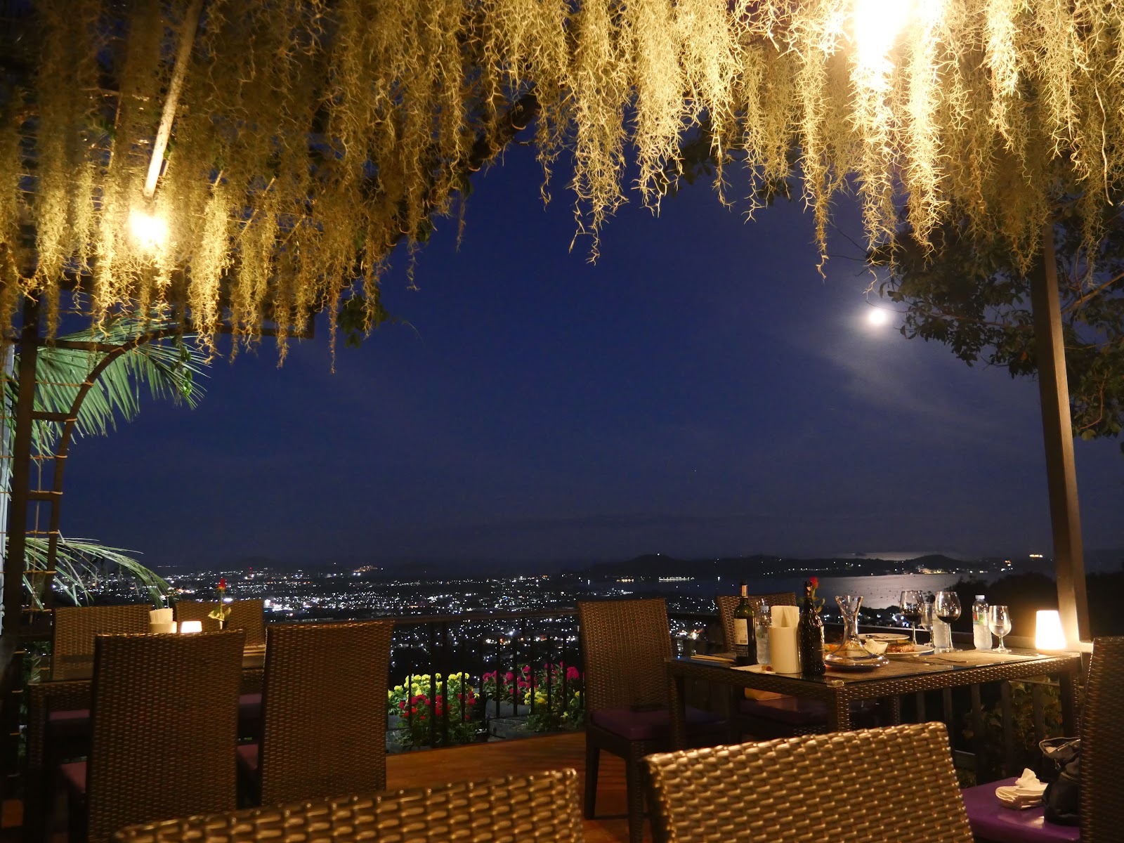 Photo: Kam Kao (Mountain Breeze) via Google
